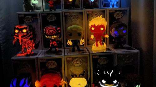 FUNKOS GLOW, ¿CÓMO HAGO QUE BRILLEN?